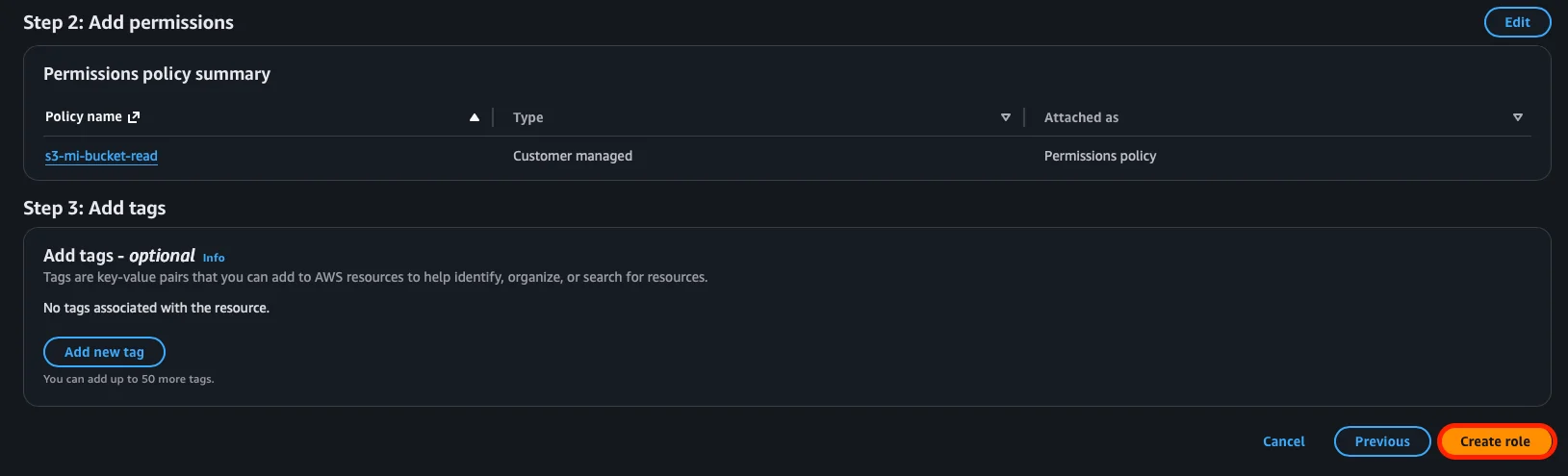 Resumen de permisos y botón Create role